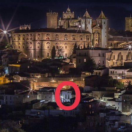 Apartamento Turistico Muralla De Касерес Экстерьер фото